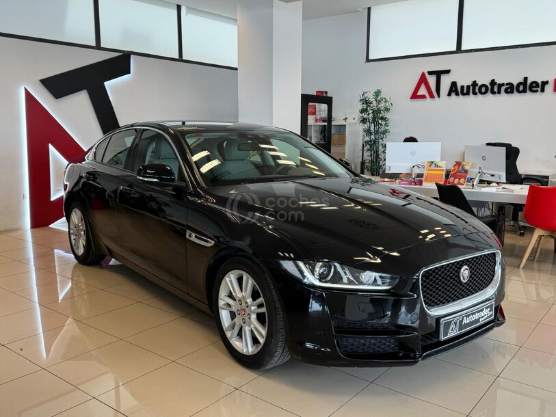 Foto del JAGUAR XE 2.0 Diesel Portfolio 180
