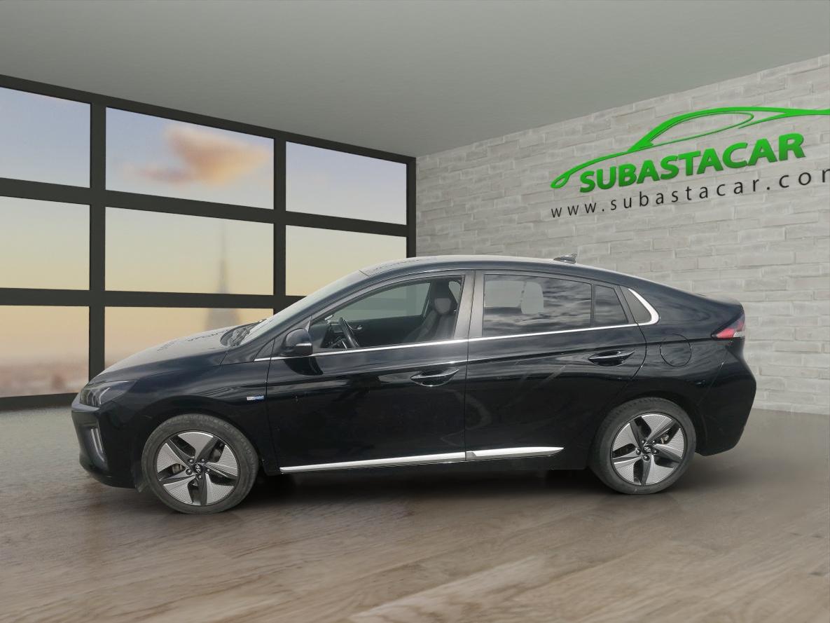 HYUNDAI Ioniq (IONIQ 1.6 GDI HEV Tecno DT) en Madrid