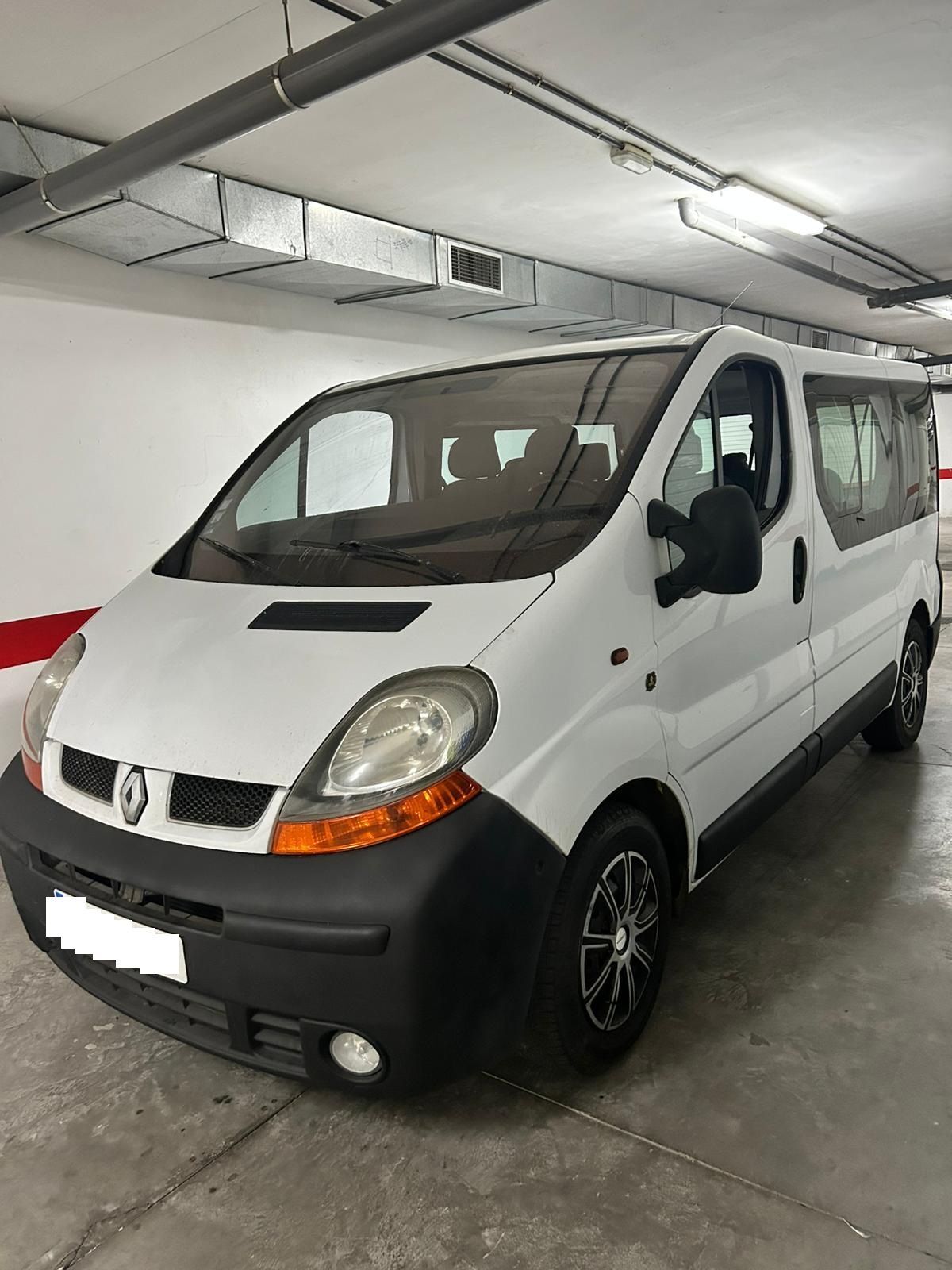 Foto del RENAULT Trafic 1.9DCi Furgón 27 Corto Normal 80