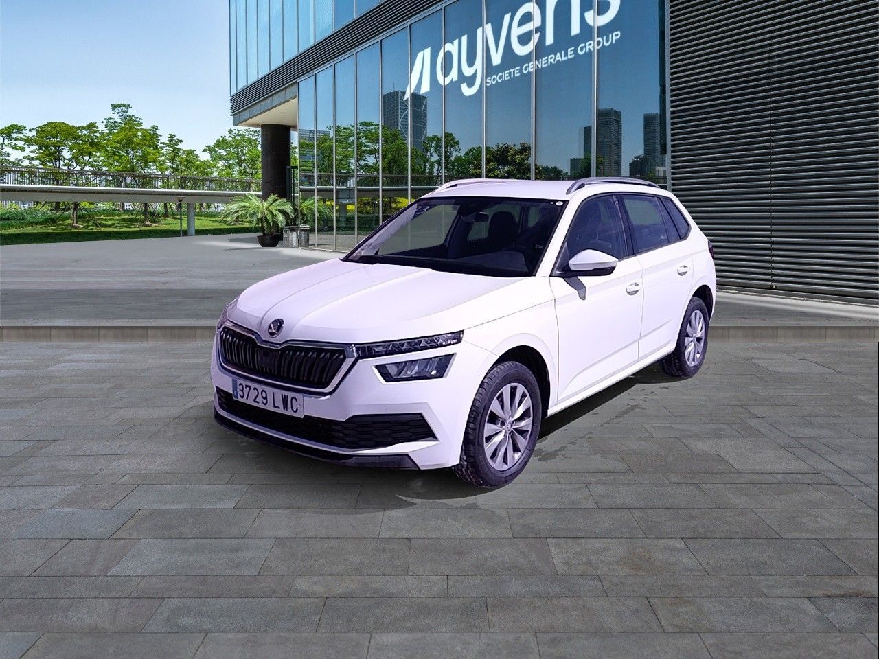 SKODA Kamiq (1.0 TSI Ambition DSG 81 kW (110 CV)) en Madrid