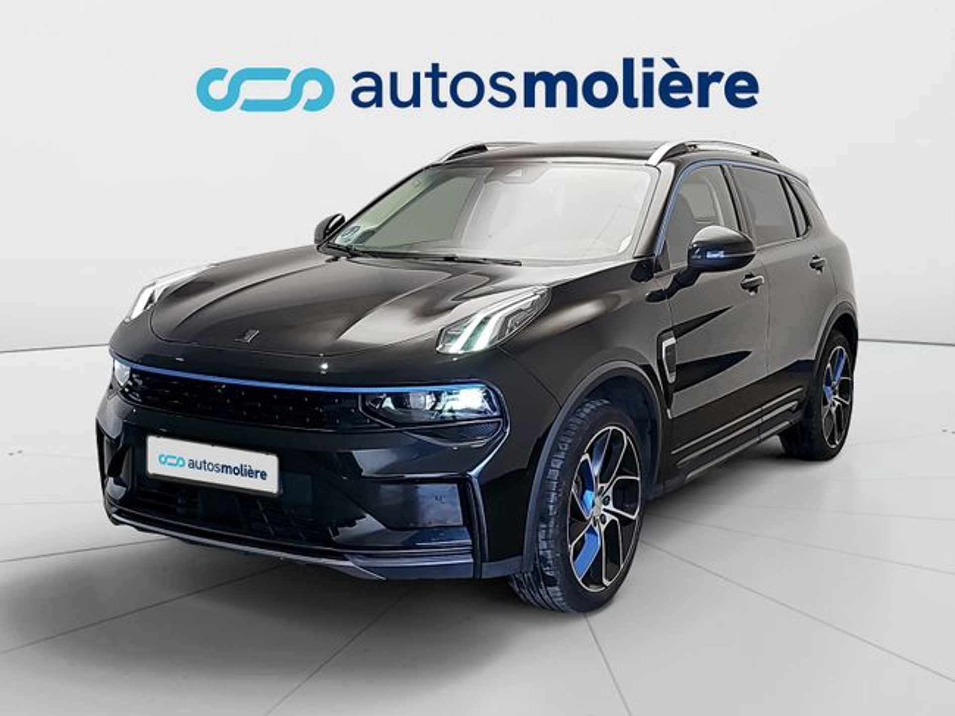 Imagen de LYNK & CO 01