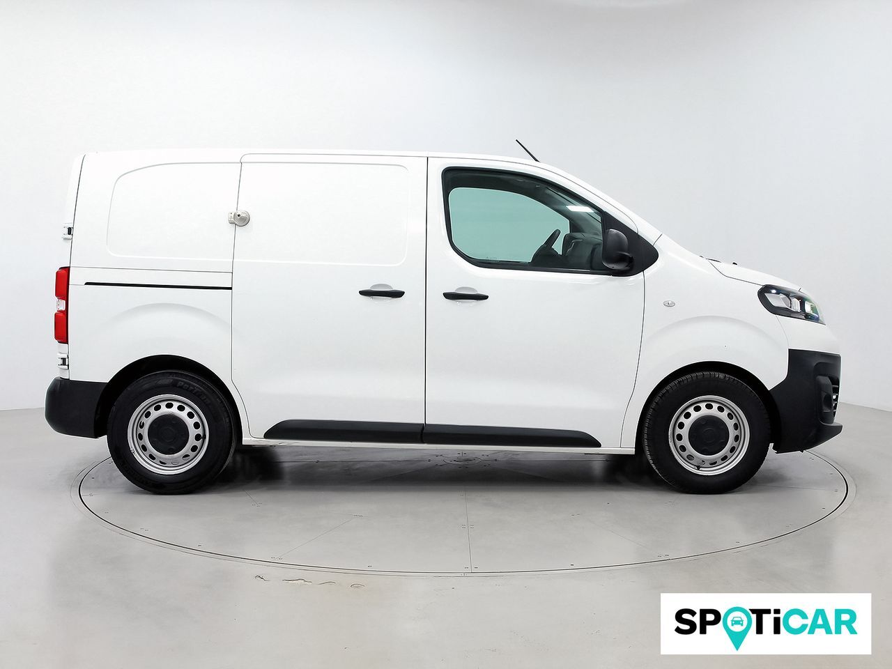Foto del FIAT Scudo Furgón 1.5BlueHDI L1 Business 100