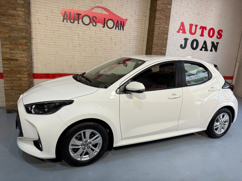 Foto del TOYOTA Yaris 120H 1.5 Business Plus