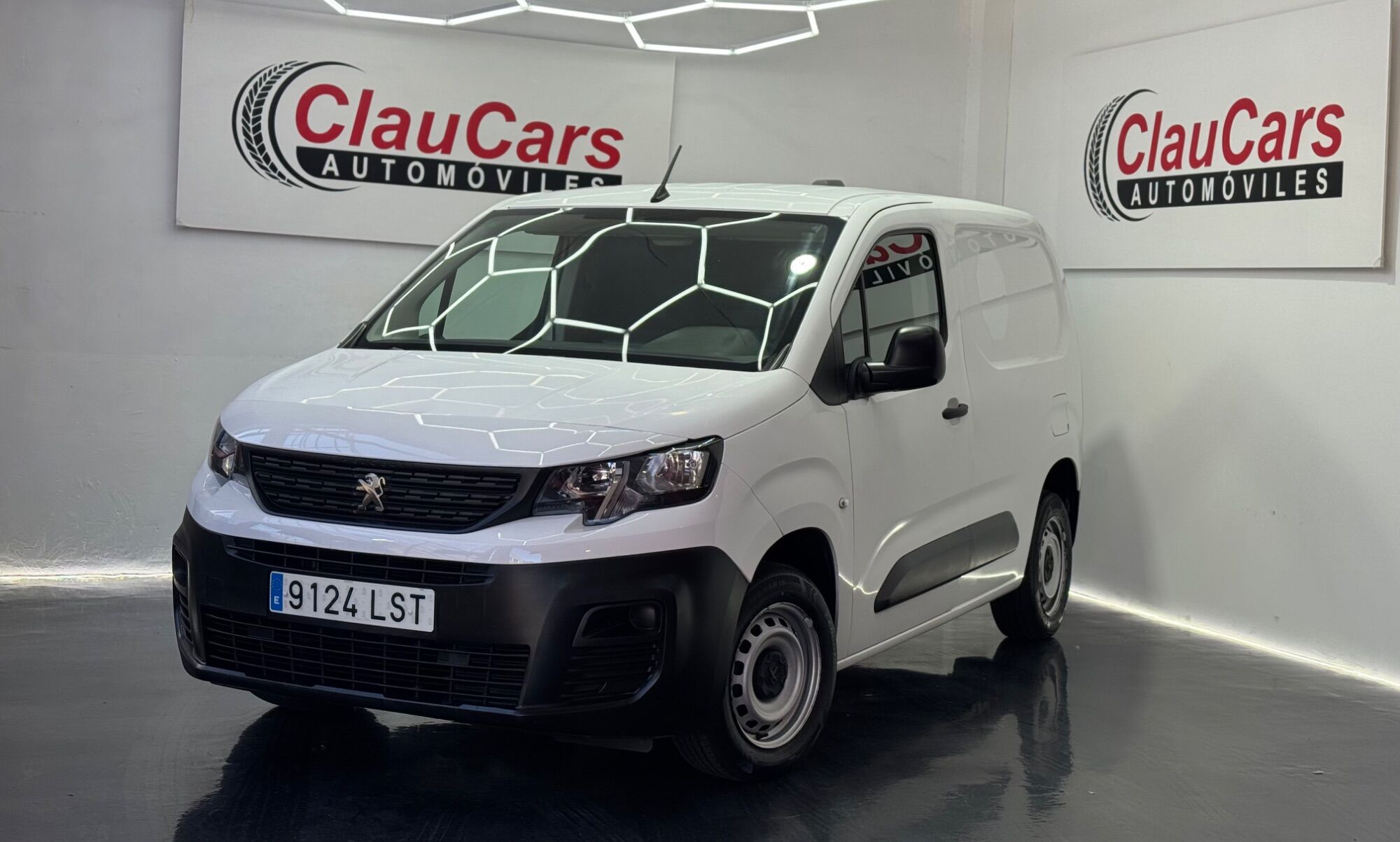 Foto del PEUGEOT Partner 1.5BlueHDI S&S Premium Standard 600kg 100