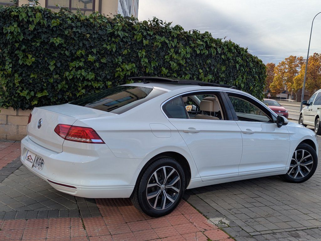Foto del VOLKSWAGEN Passat 2.0TDI Advance DSG7 110kW