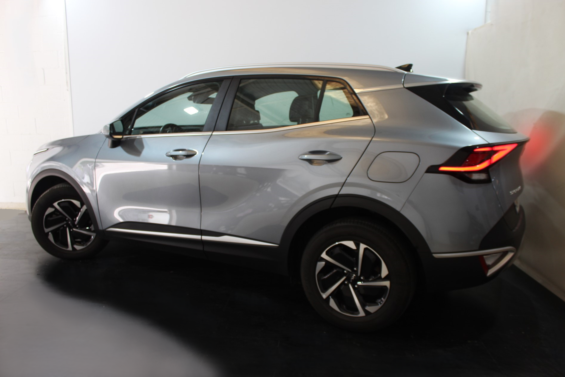 Foto del KIA Sportage 1.6 T-GDi HEV Drive