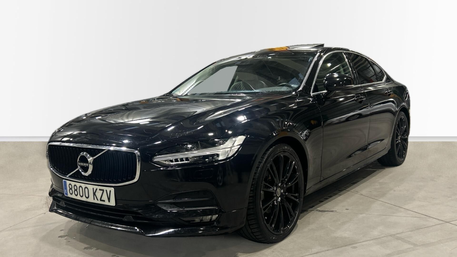 VOLVO S90 (2.0 D4 Momentum Auto 140 kW (190 CV)) en Madrid