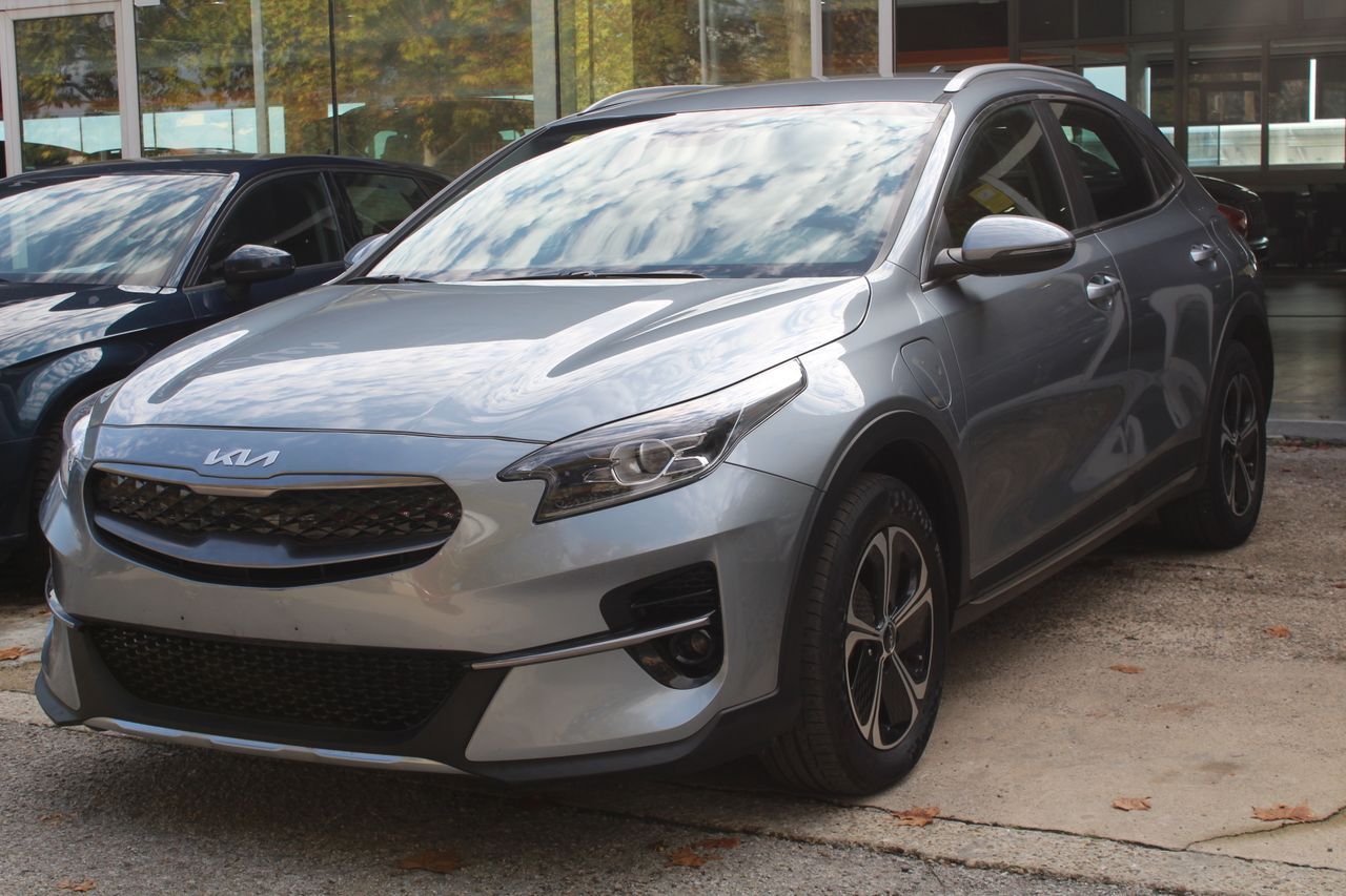KIA XCeed (1.6 GDi PHEV 104kW (141CV) eMotion) en Madrid