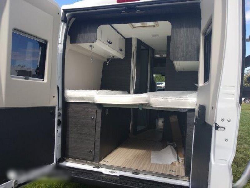 Foto del FIAT Ducato Fg. 30 2.2Mjt L1 H1 Panelado 140CV