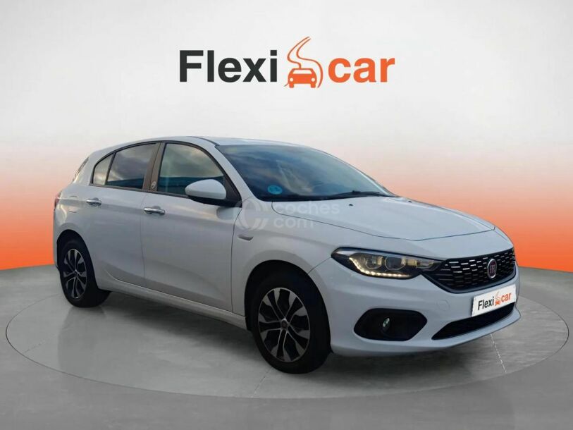 Foto del FIAT Tipo Sedán 1.3 Multijet II Mirror