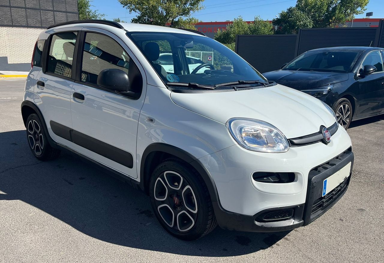 FIAT Panda (City Life Hybrid 1.0 Gse 51kw (70CV)) en Madrid