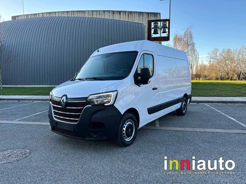Foto del RENAULT Master Combi6 Blue dCi L2H2 3300 99kW