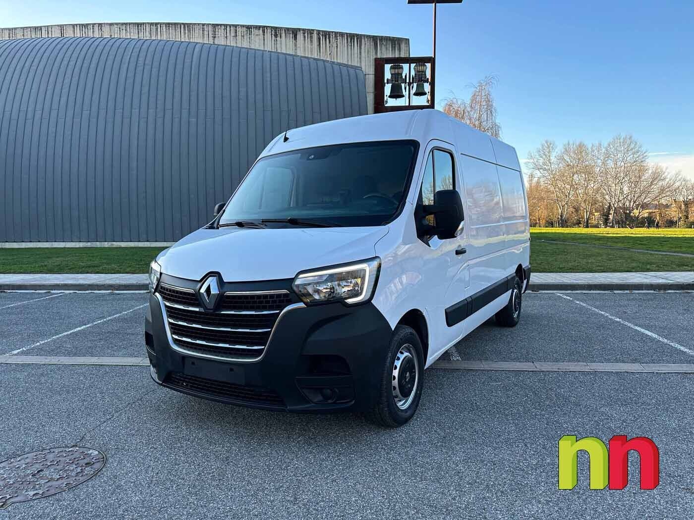 Foto del RENAULT Master Combi6 Blue dCi L2H2 3300 99kW