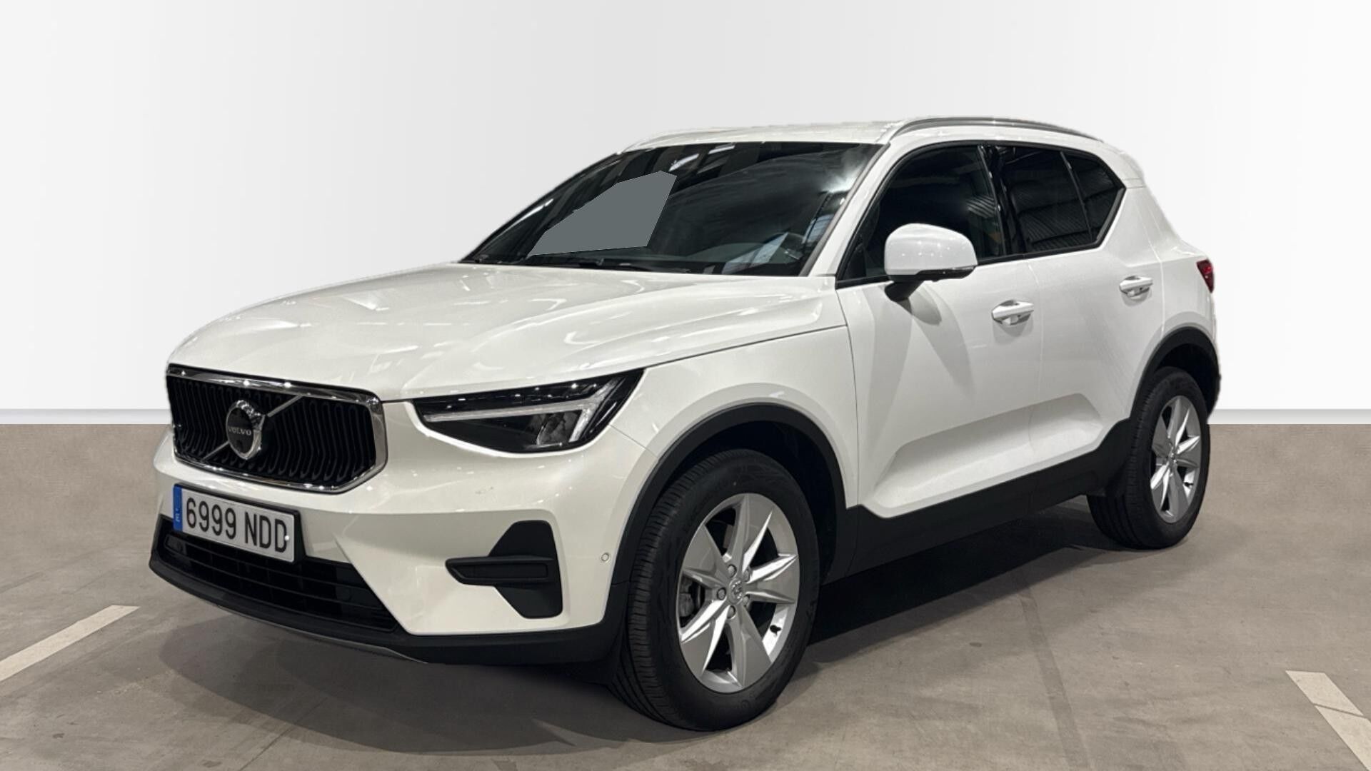 VOLVO XC40 (B4 G Core Auto 145 kW (197 CV)) en Madrid