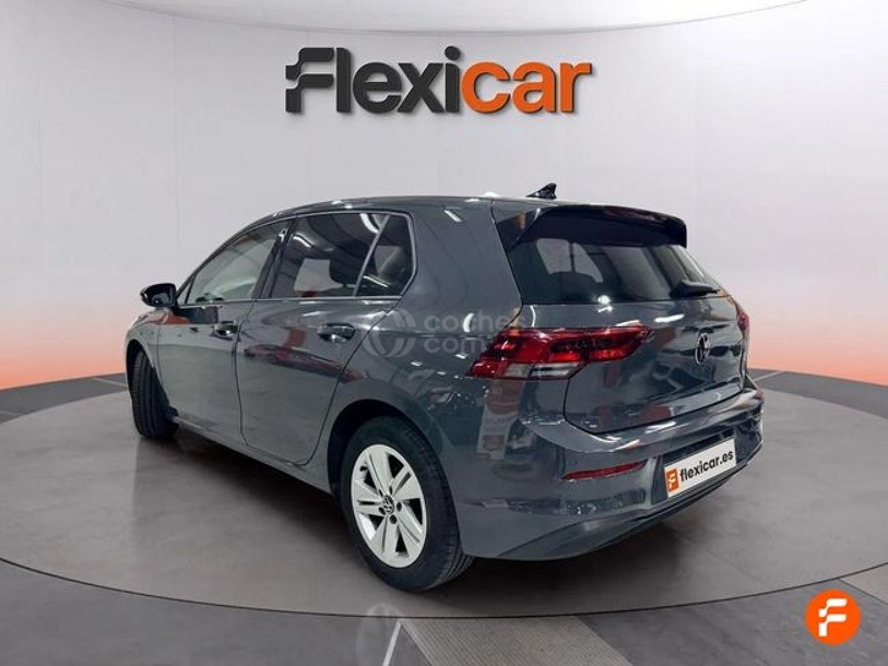 Foto del VOLKSWAGEN Golf 1.0 eTSI Life DSG 81kW