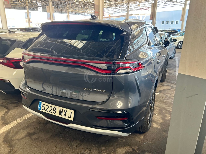 Foto del BYD Tang Flagship