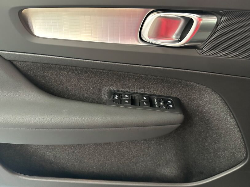 VOLVO XC40 B3 Core Aut.