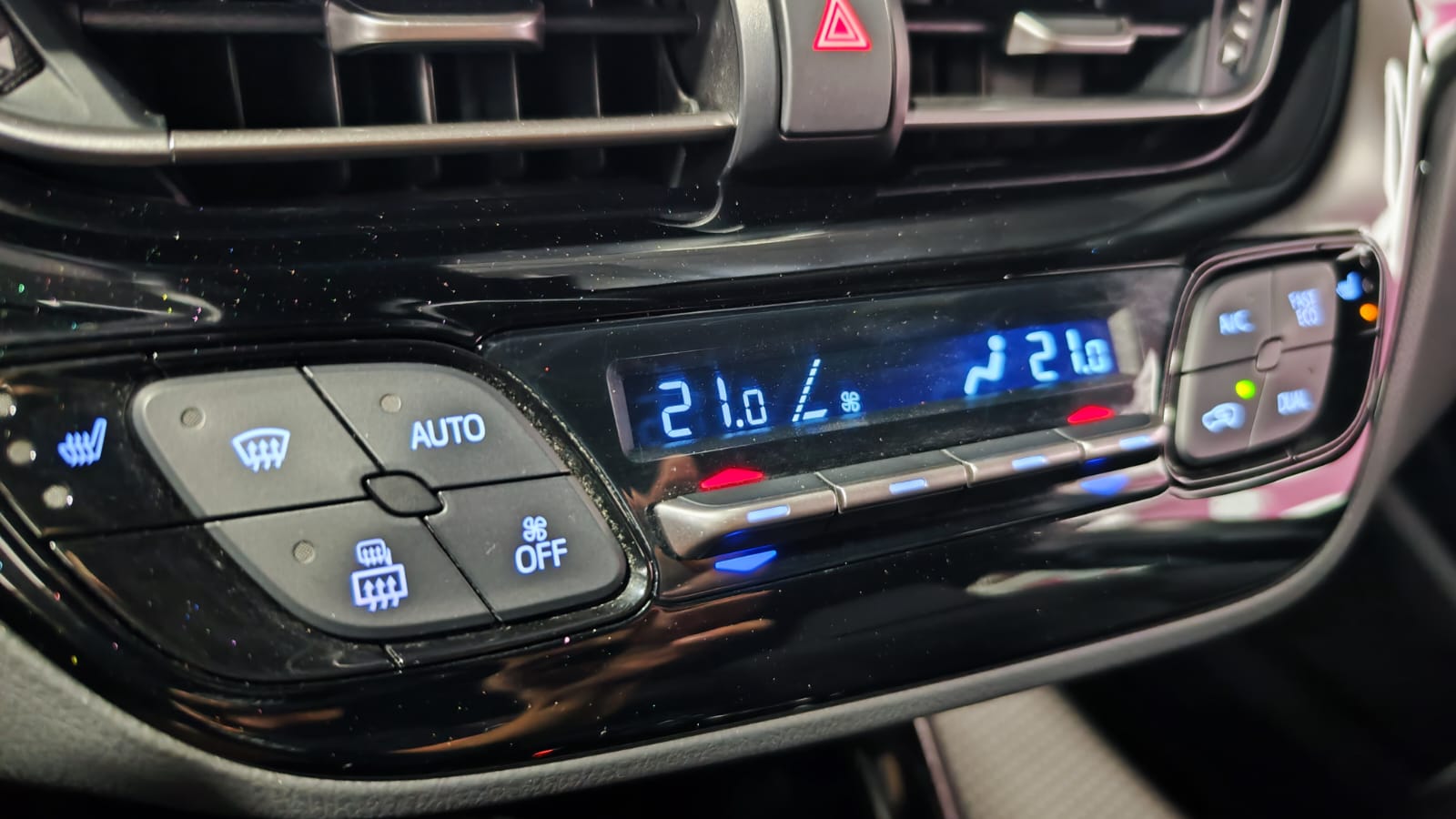 Foto del TOYOTA C-HR 125H Advance