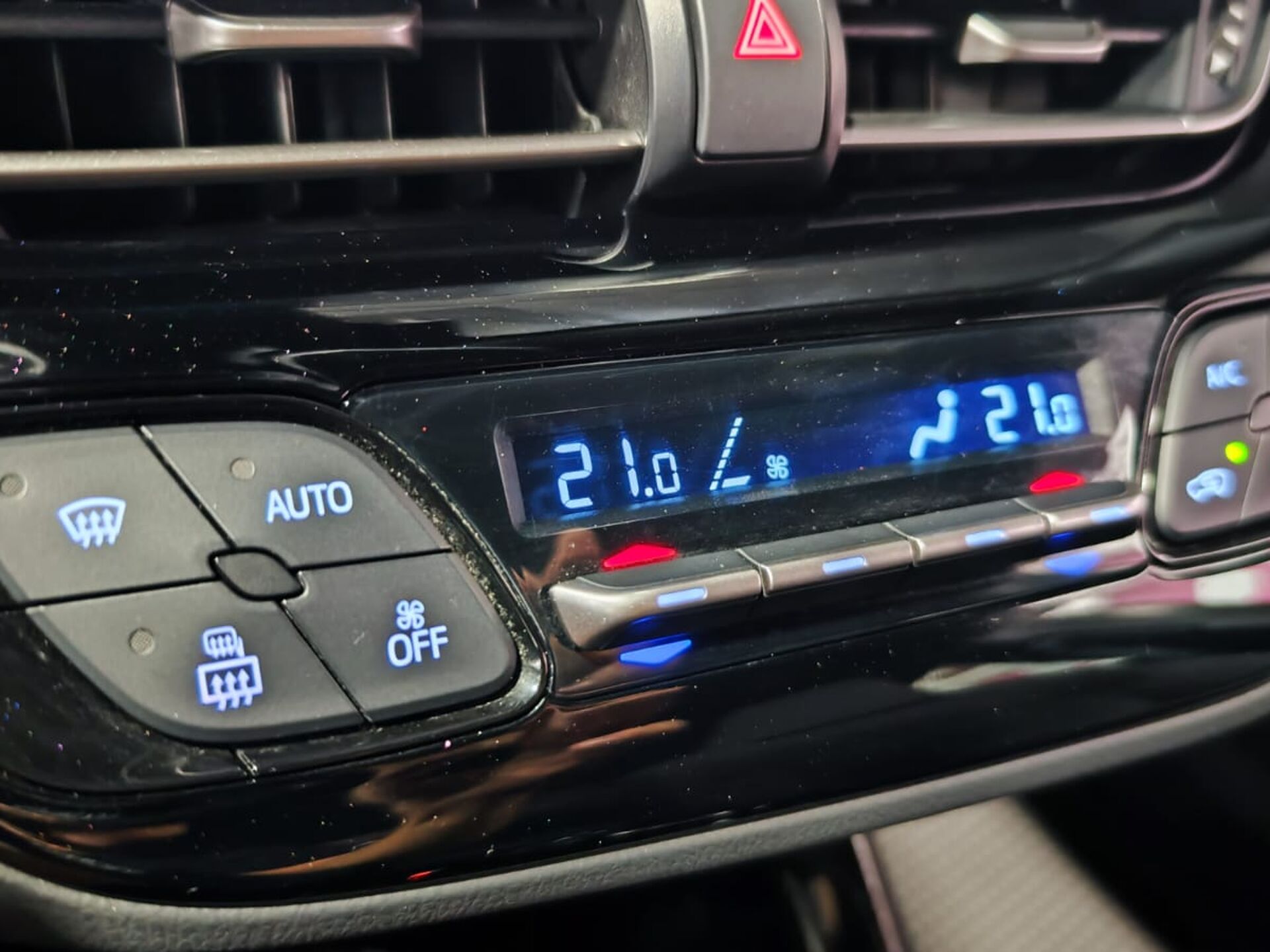 Imagen 3 de TOYOTA C-HR