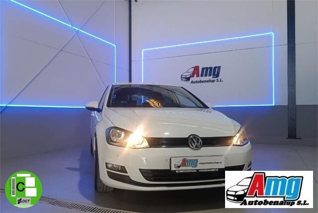 VOLKSWAGEN Golf (1.4 TSI 125 CV 5p. Comfortline BMT) en Cádiz
