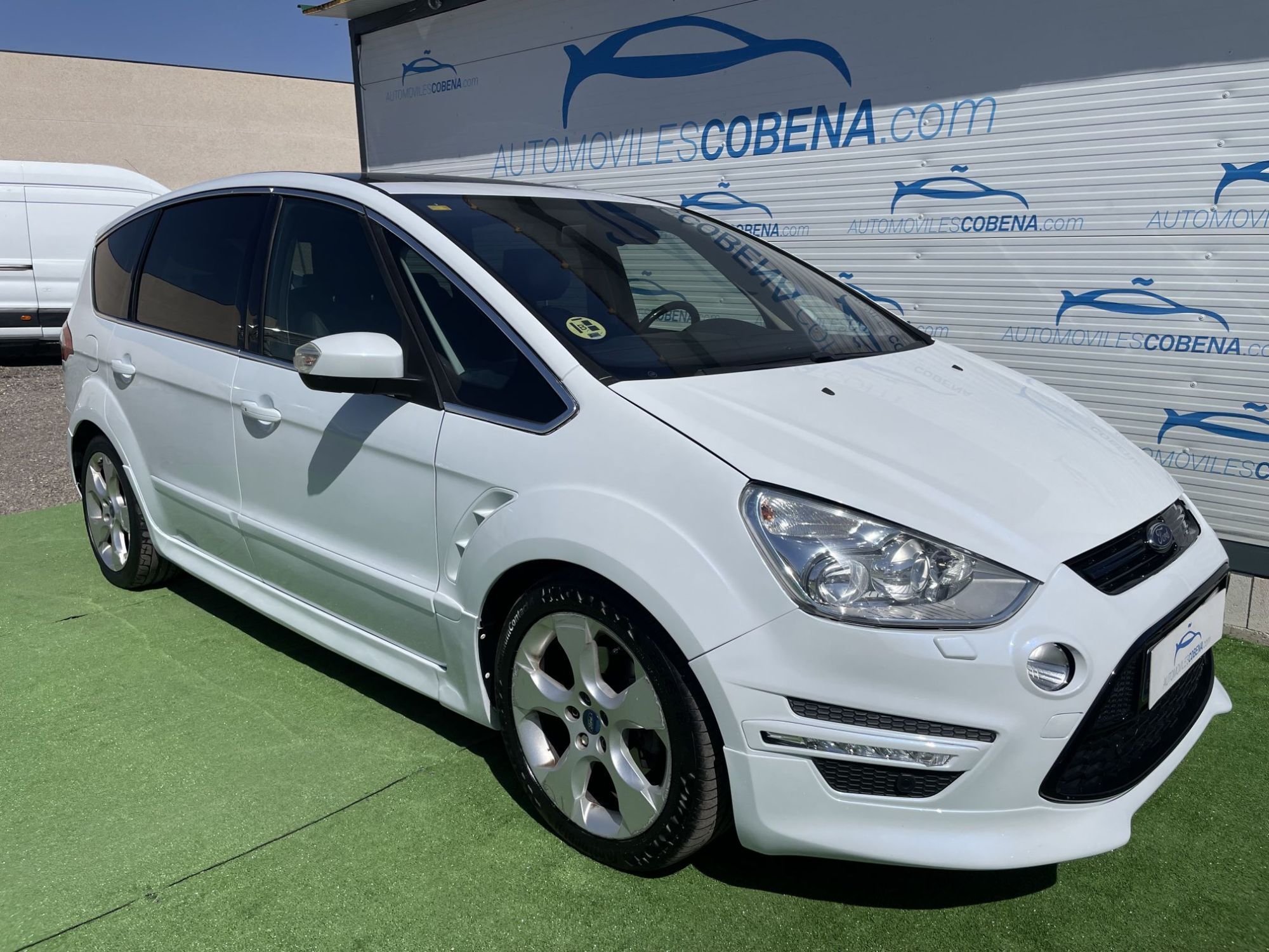 FORD S-Max (2.2TDCi Titanium S) en Madrid