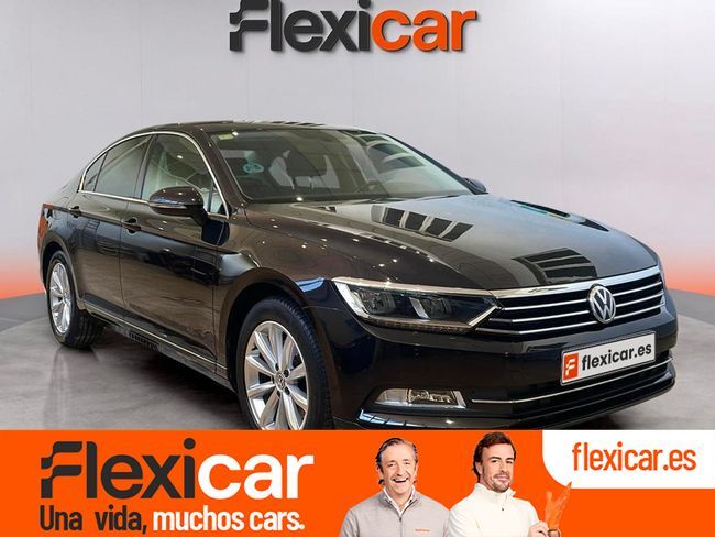 VOLKSWAGEN Passat (Advance 1.6 TDI 120CV BMT) en Badajoz