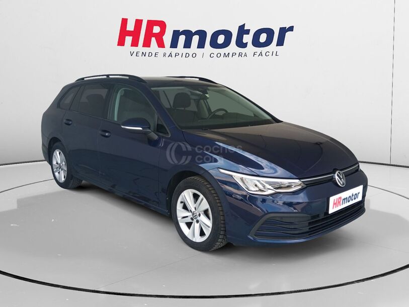 Foto del VOLKSWAGEN Golf Variant 1.0 eTSI Life DSG 81kW