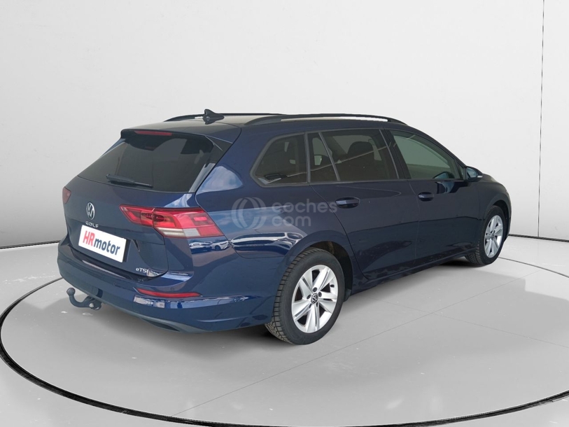 Foto del VOLKSWAGEN Golf Variant 1.0 eTSI Life DSG 81kW
