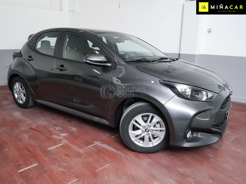 Foto del TOYOTA Yaris 120H 1.5 Business Plus