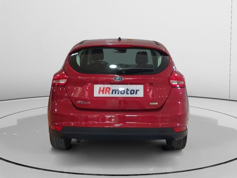 Foto del FORD Focus 1.0 Ecoboost Auto-S&S Titanium 125