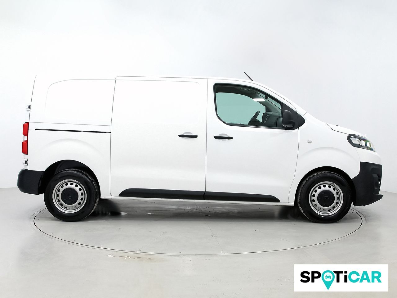 Foto del CITROEN Jumpy Fg. BlueHDI Talla M Club 120