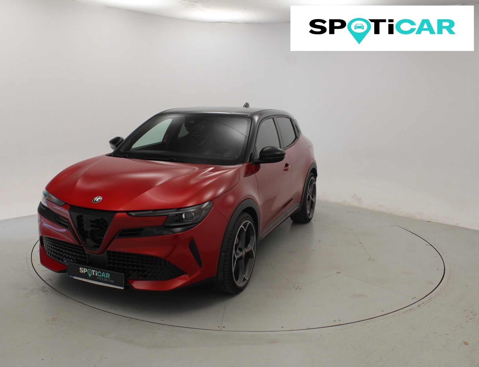 ALFA ROMEO Junior (VELOCE BEV 54KWH ELETTRICA 282CV 5P) en Barcelona