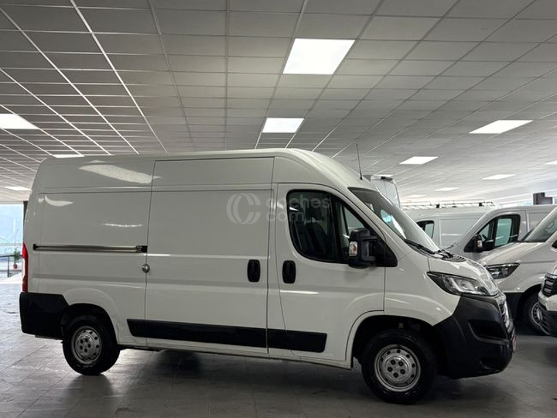 Foto del PEUGEOT Boxer Furgón 2.2BlueHDI 333 L2H2 S&S 120