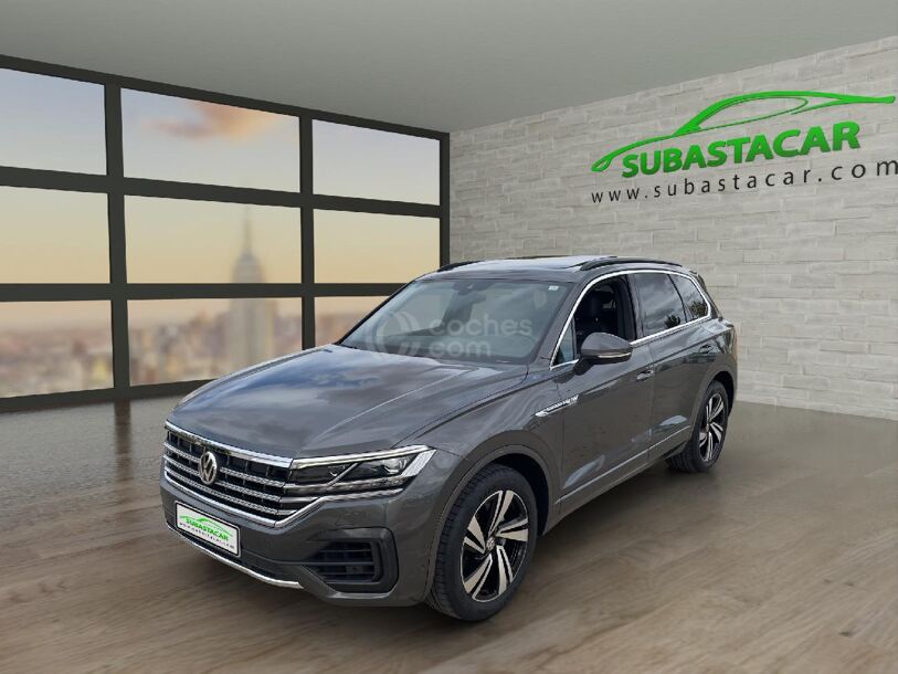 Foto del VOLKSWAGEN Touareg 3.0TDI V6 R-Line Tiptronic 4Motion 210kW