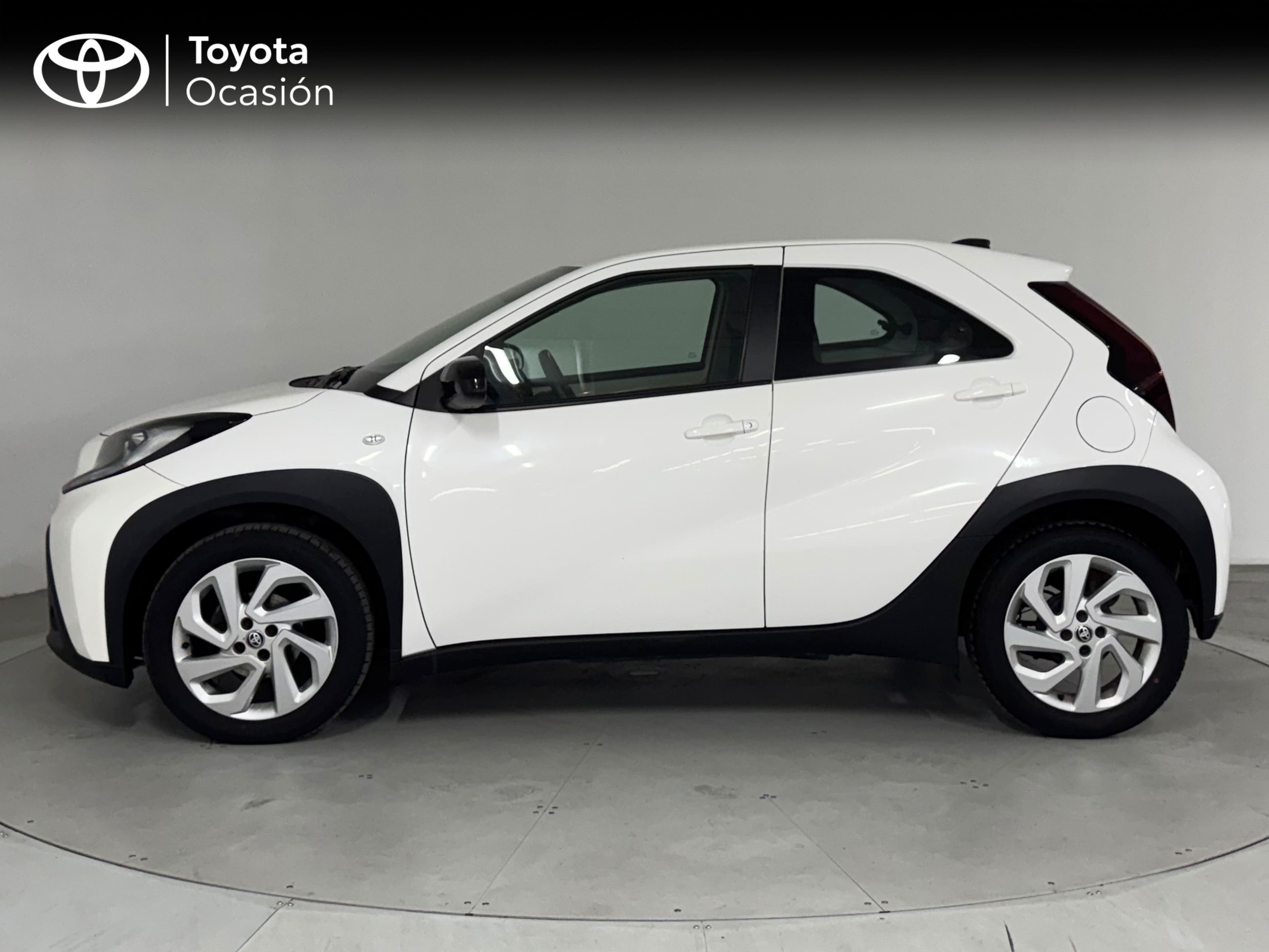 Foto del TOYOTA Aygo X Cross Play