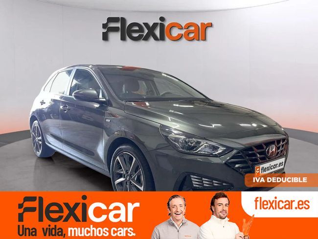 HYUNDAI i30 (1.0 TGDI 48V Klass) en Barcelona