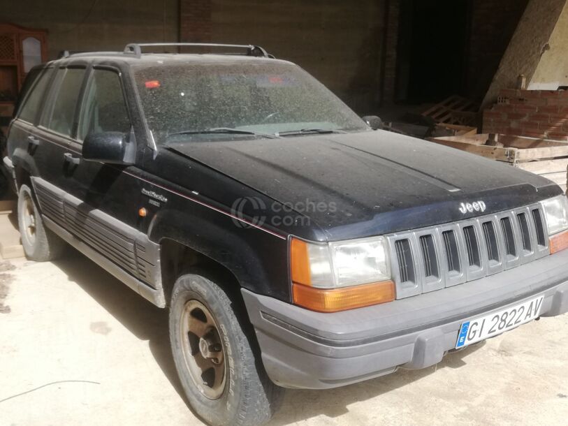 Foto del JEEP Grand Cherokee 4.0 Laredo Aut.