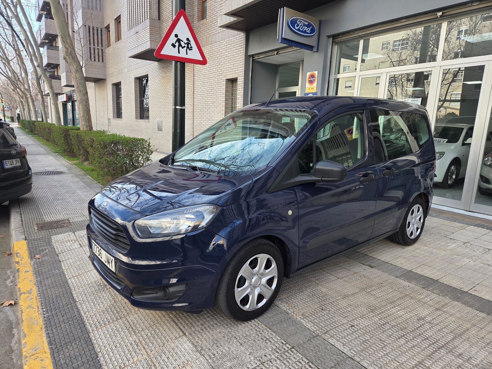 Imagen de FORD Tourneo Courier