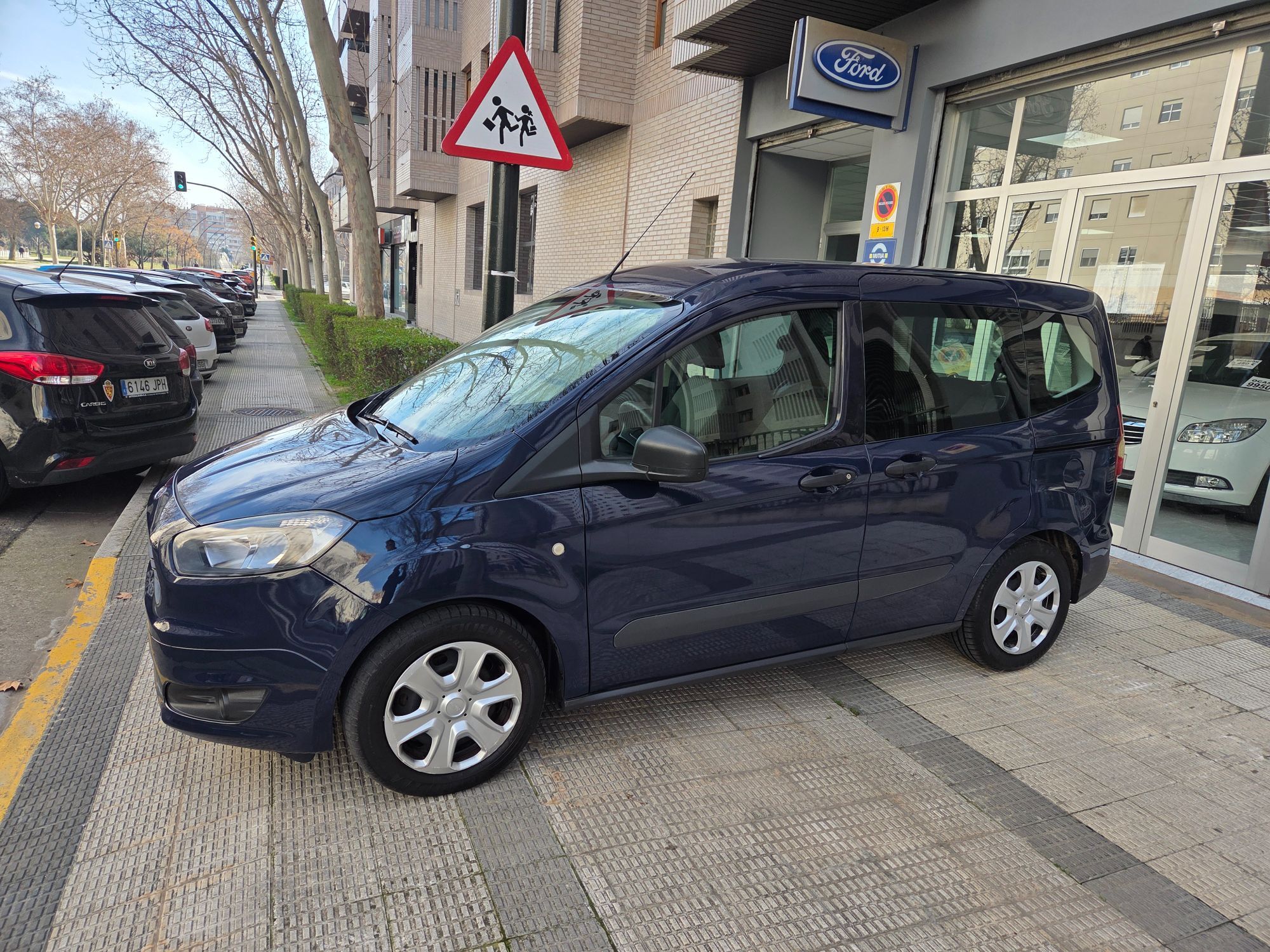 Foto del FORD Tourneo Courier 1.0 Ecoboost Ambiente
