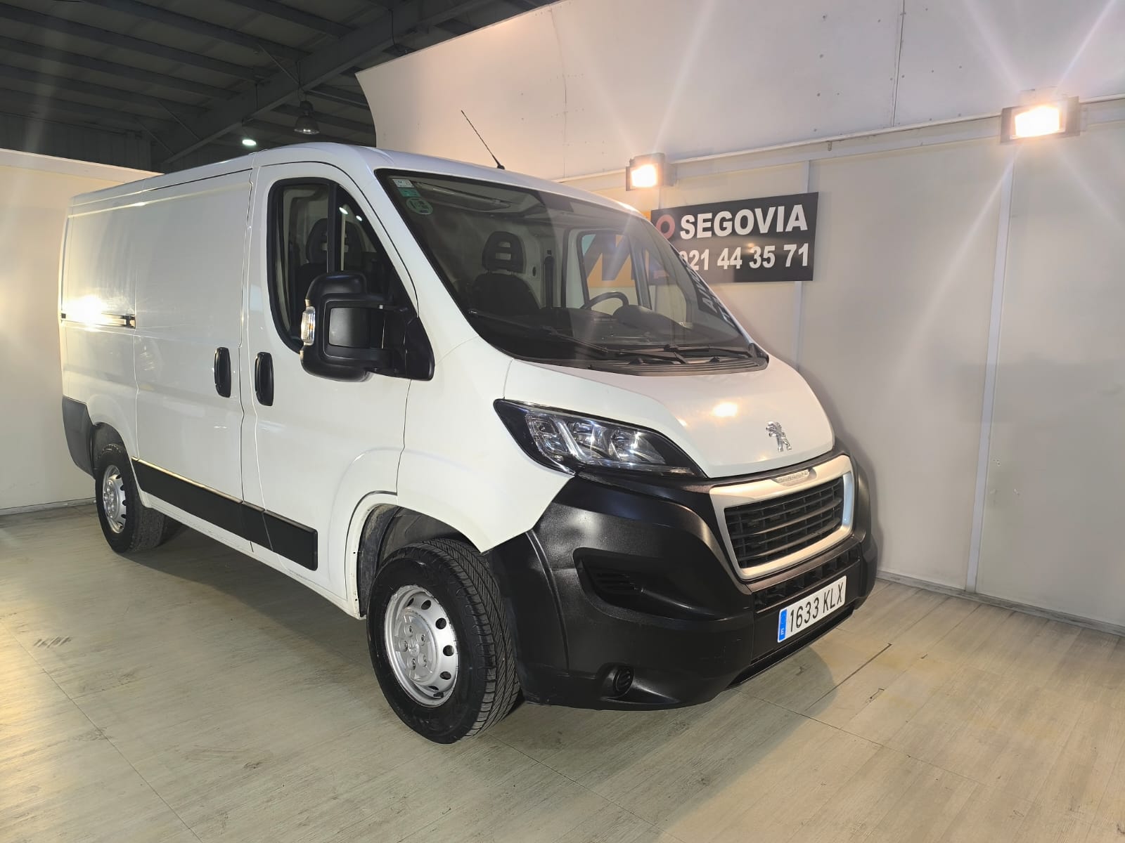 PEUGEOT Boxer Furgón 2.0BlueHDI 330 L1H1 Pack 110