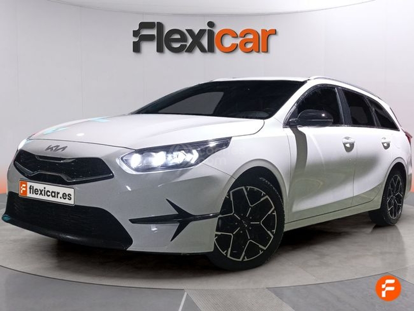 Foto del KIA Ceed Tourer 1.0 MHEV Style Edition DCT 100