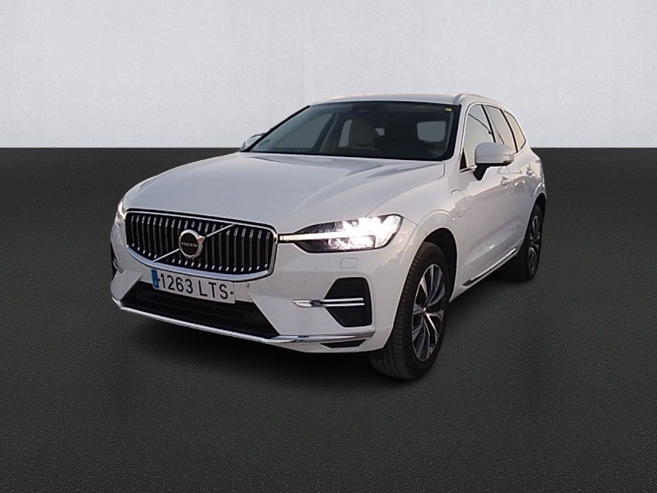 VOLVO XC60 (T6 Recharge Inscription AWD Auto 250 kW (340 CV)) en Madrid