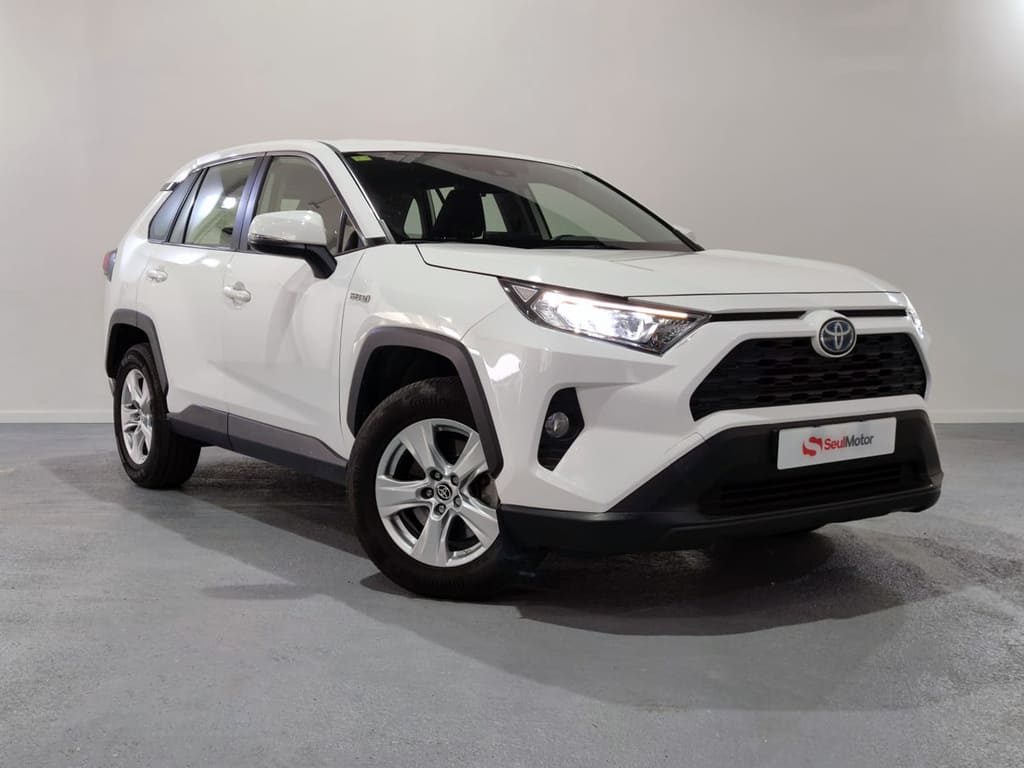 TOYOTA RAV-4 (2.5 hybrid 4WD Business) en Barcelona