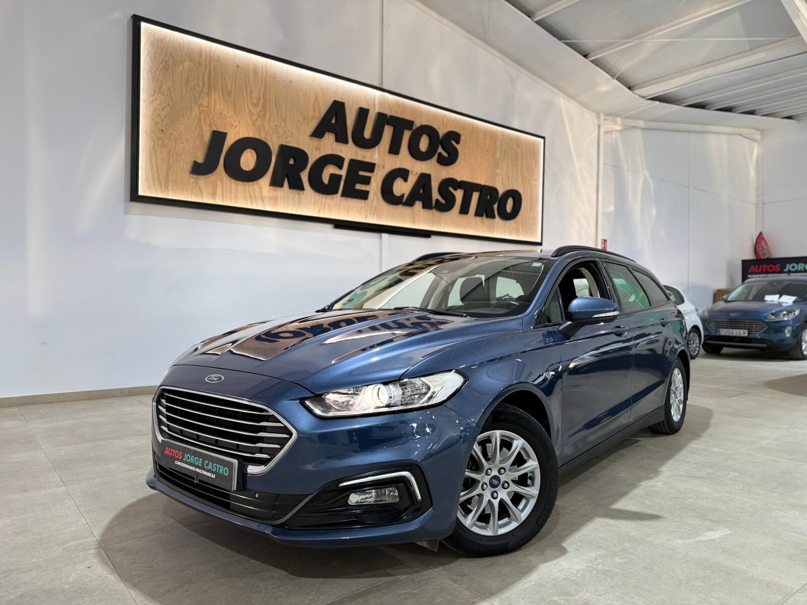 FORD Mondeo (2.0 TDCi 110kW Trend SportBreak) en Sevilla