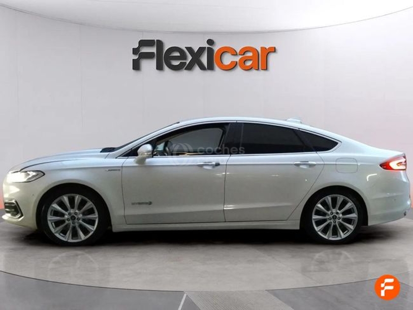 Foto del FORD Mondeo Sedán 2.0 HEV Titanium