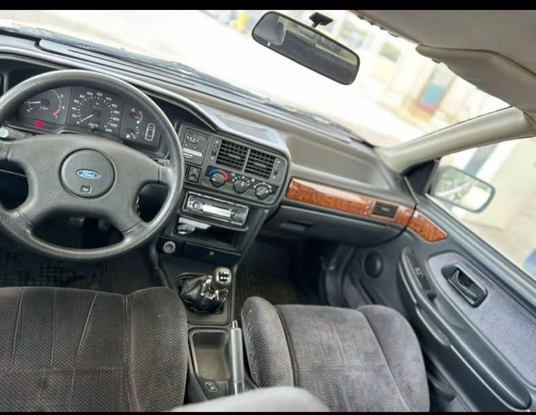 Foto del FORD Scorpio 2.0i Ghia