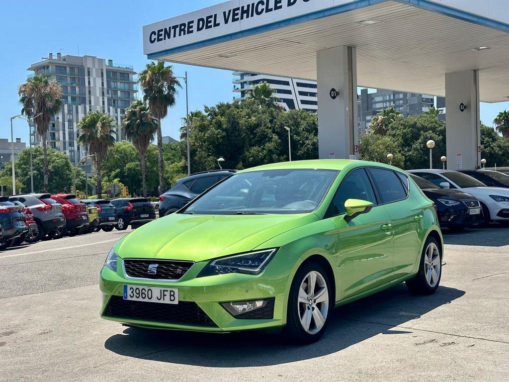 SEAT León (2.0 TDI S&S FR 110 kW (150 CV)) en Barcelona