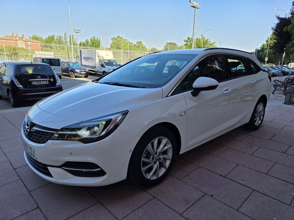 OPEL Astra (ST 1.5D S-S Ultimate 122) en Madrid