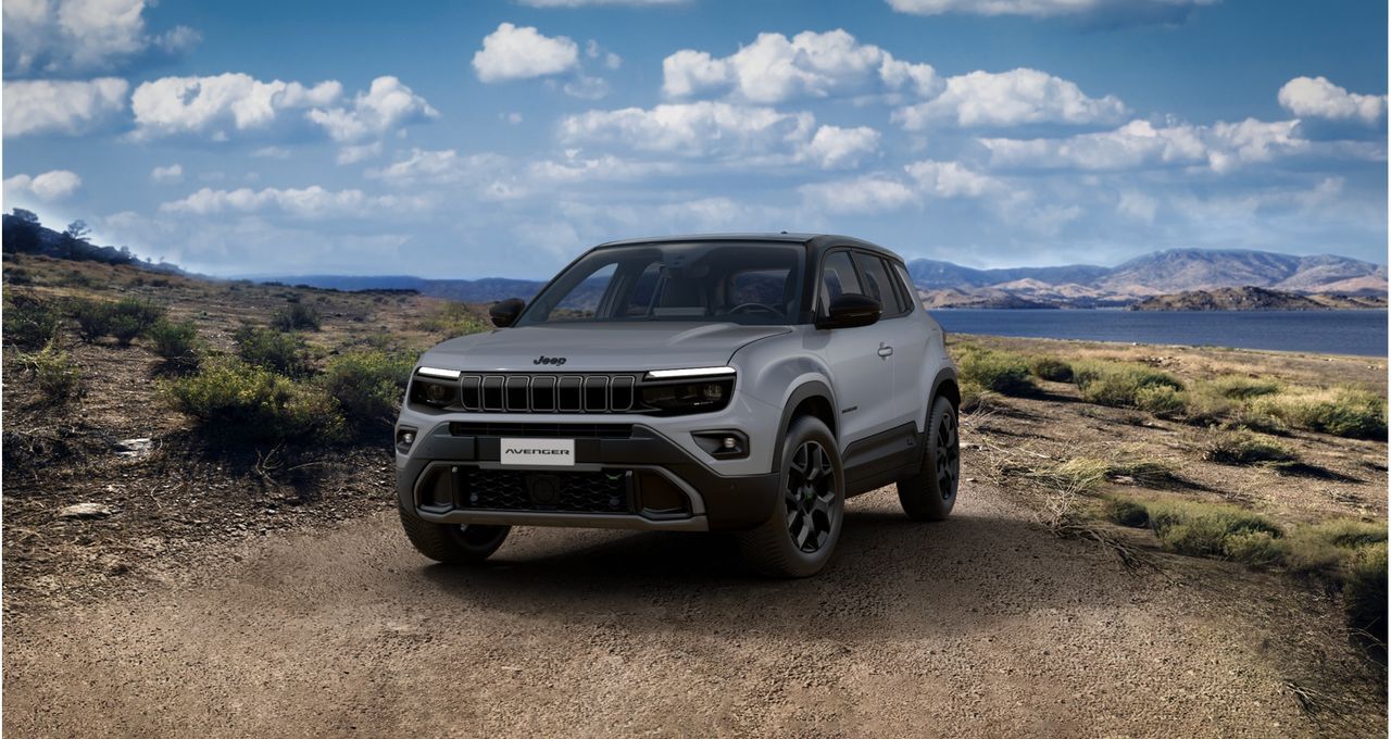 JEEP Avenger (1.2 eHybrid 4xe 107kW (145CV) Overland) en Huelva