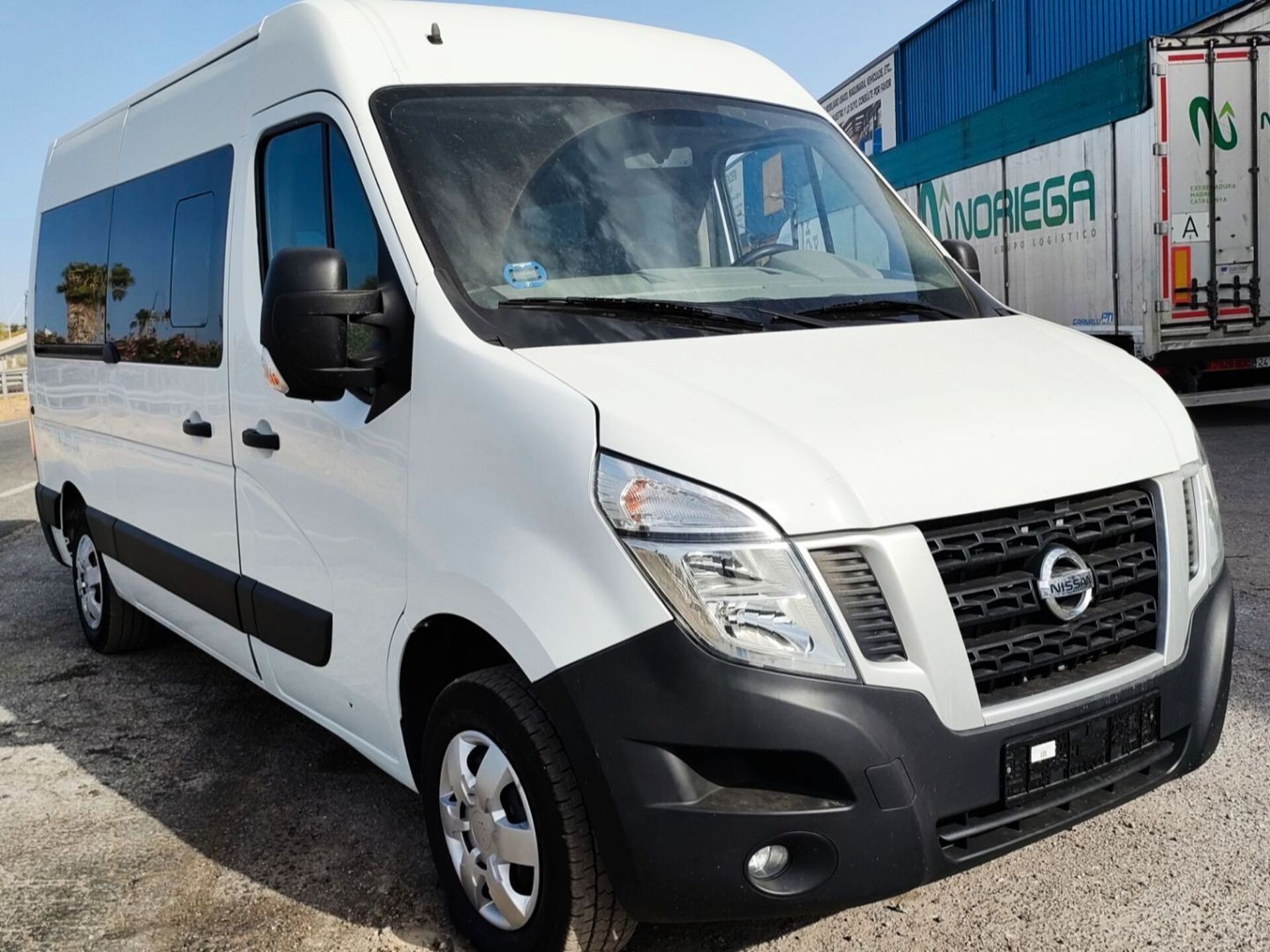 Imagen 1 de NISSAN NV400